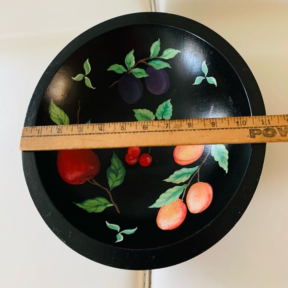 Wooden hand painted Bowl - Picture 4 of 8